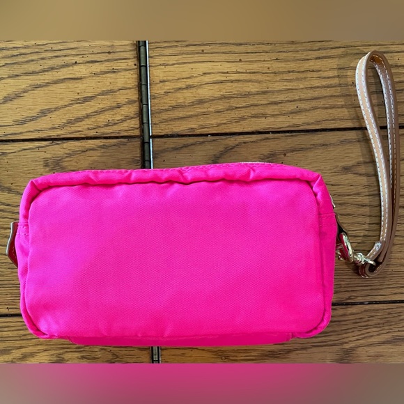 EUC Boulevard Leather Goods wristlet,hot pink nylon bag, w/leather strap, - Picture 2 of 11